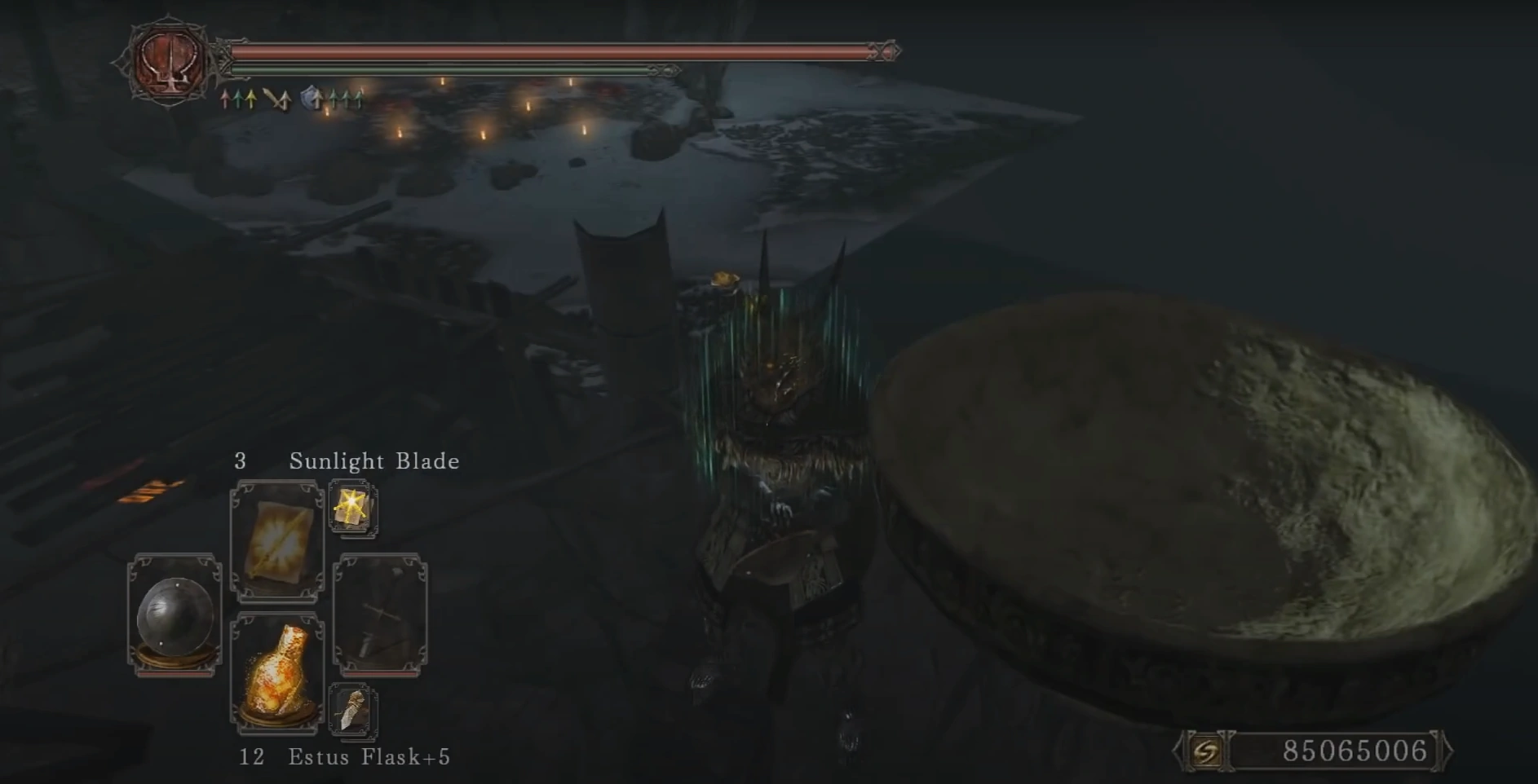 Целая Великая чаша, скрытая за текстурами в подвале особняка.