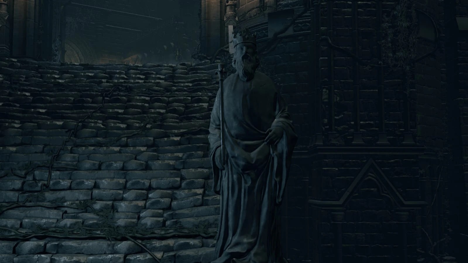 Статуя Оцейроса в человеческом обличии.