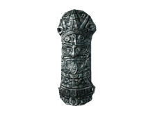 Старый большой щит рыцаря