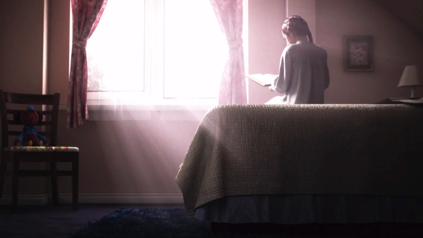 Наталия читает повесть Франца Кафки "Превращение", любимого писателя Алекс.